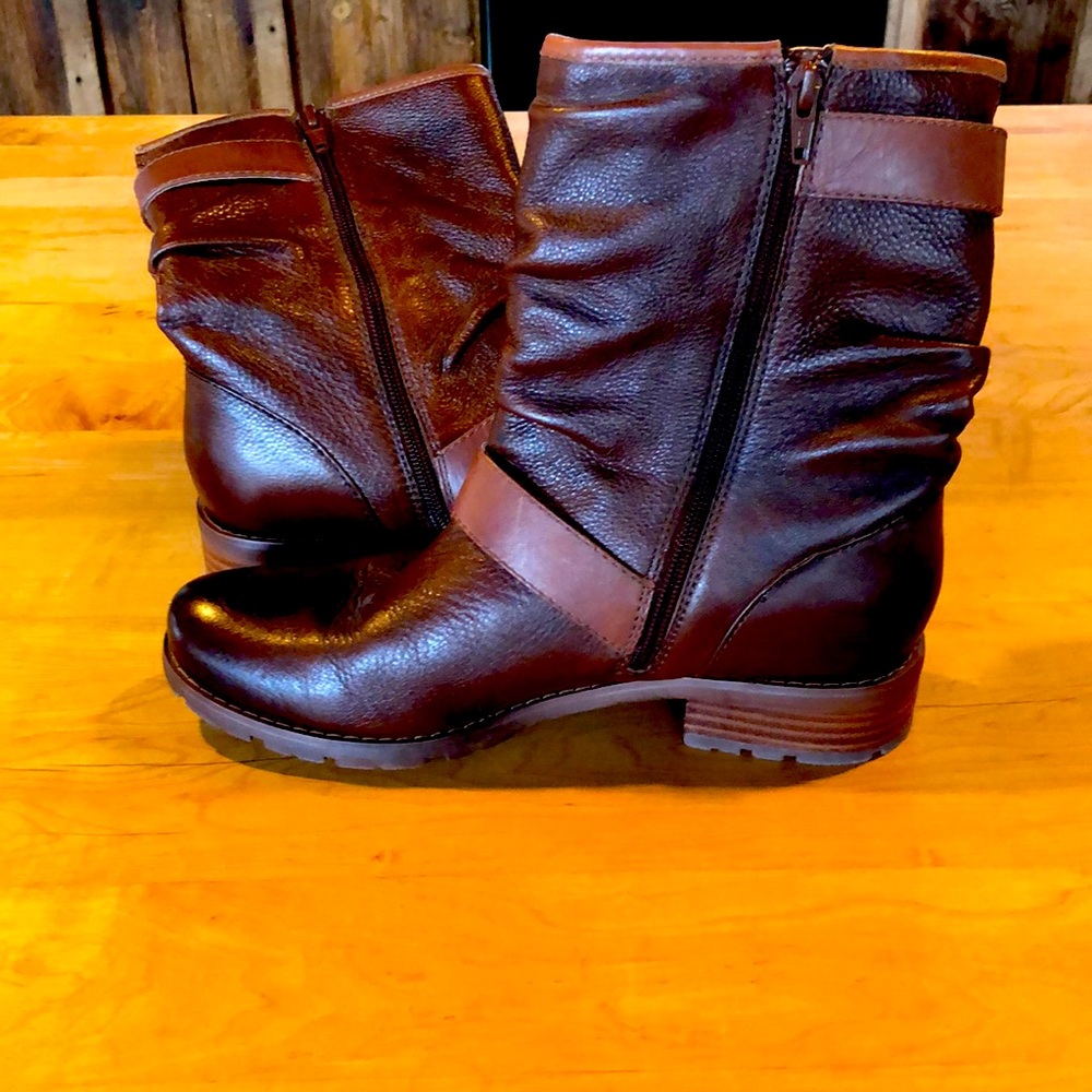 Sofft Ankle Boots Brown leather with zipper 8.5